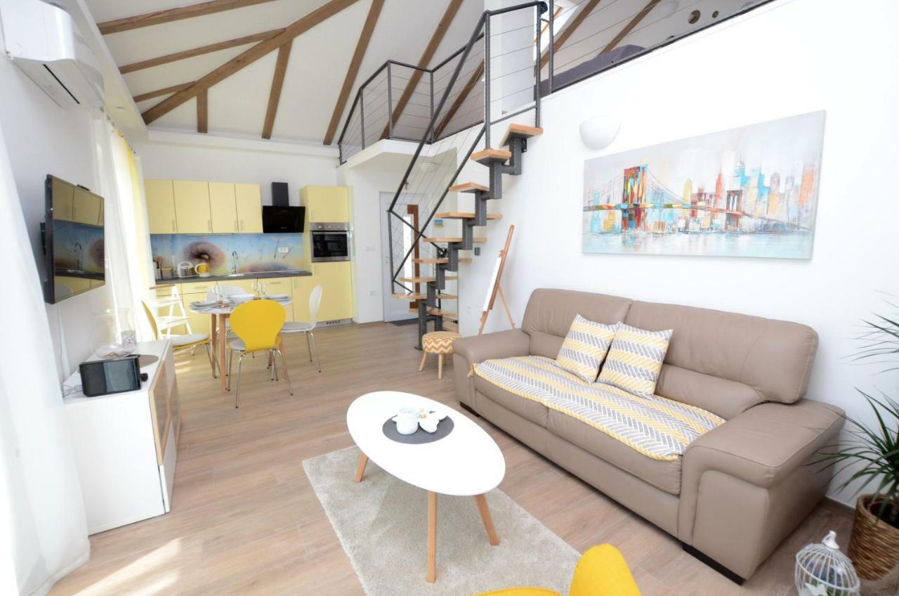 Apartments Golden Hour Jurdani Екстер'єр фото