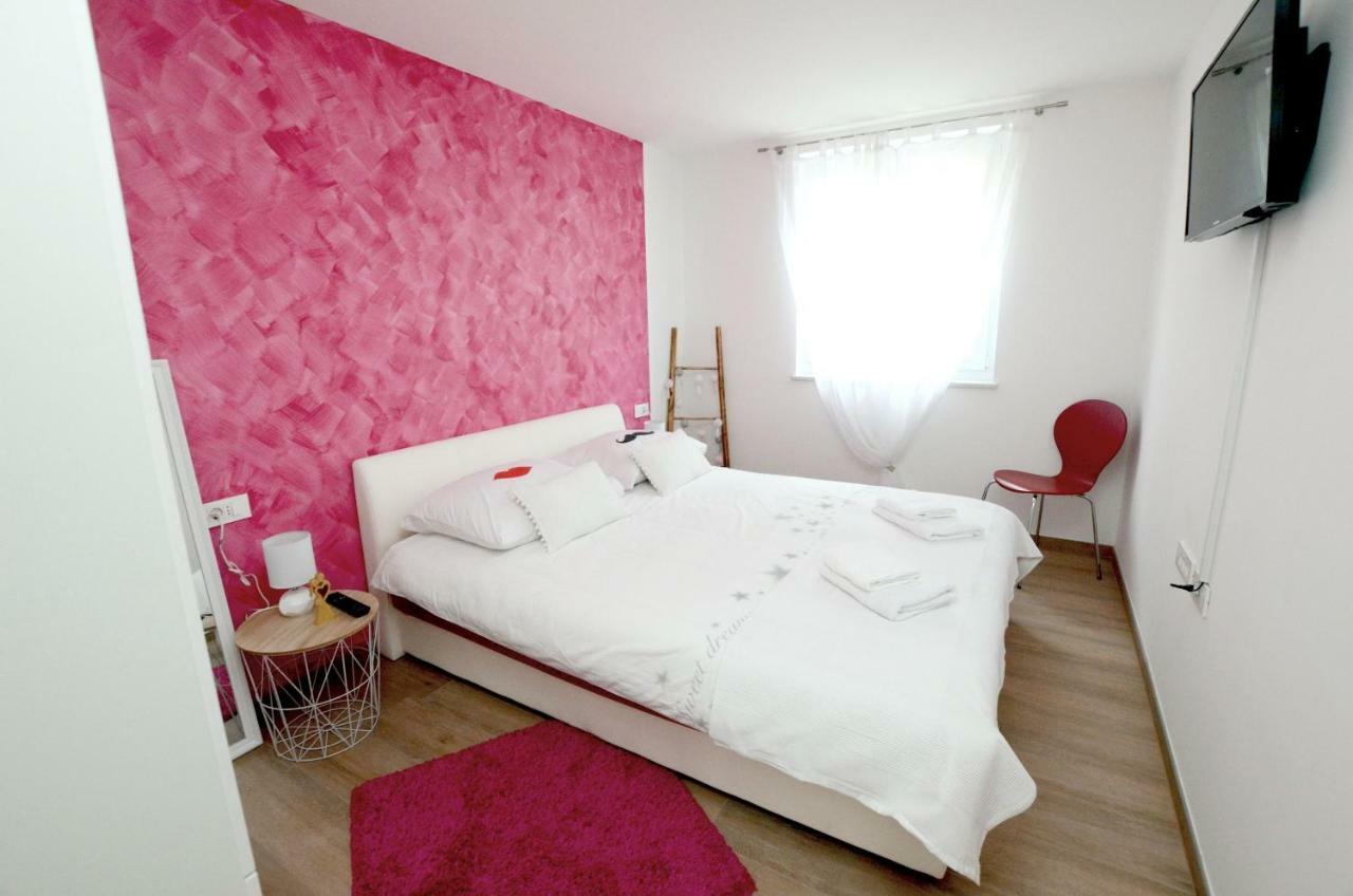 Apartments Golden Hour Jurdani Екстер'єр фото