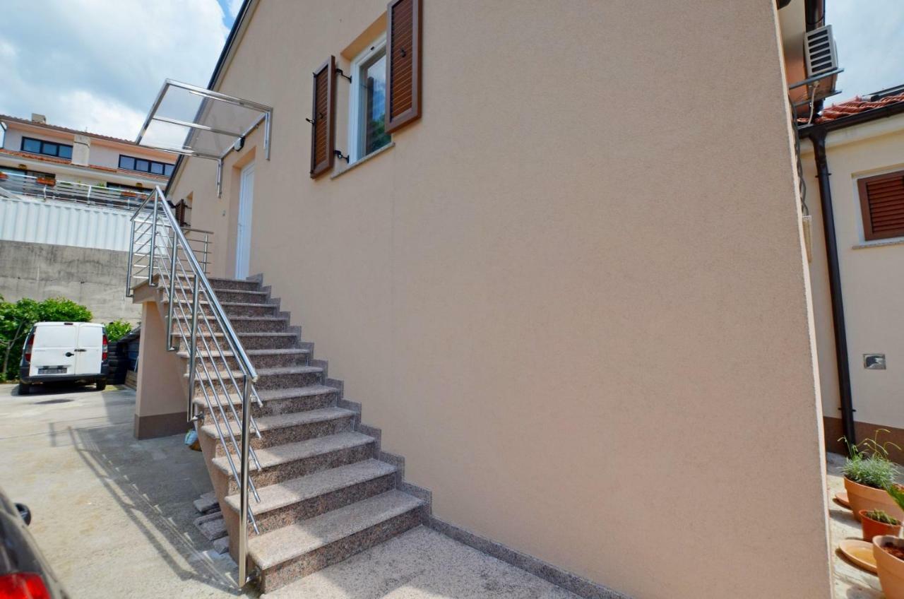 Apartments Golden Hour Jurdani Екстер'єр фото