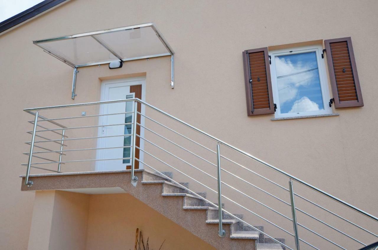 Apartments Golden Hour Jurdani Екстер'єр фото