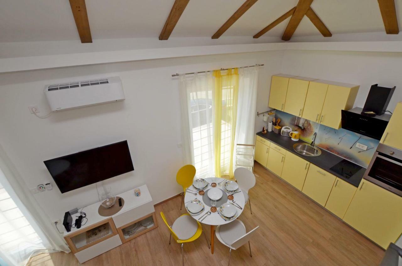 Apartments Golden Hour Jurdani Екстер'єр фото
